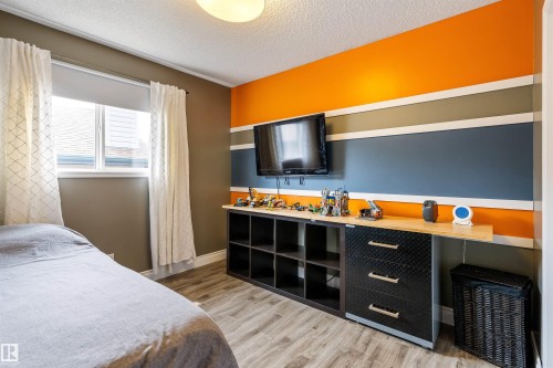15309 138B Street Nw, Edmonton, AB - Indoor Photo Showing Bedroom
