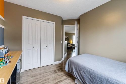 15309 138B Street Nw, Edmonton, AB - Indoor Photo Showing Bedroom