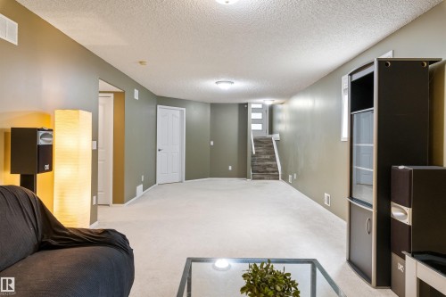 15309 138B Street Nw, Edmonton, AB - Indoor