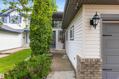 15309 138B Street Nw, Edmonton, AB - Outdoor With Exterior