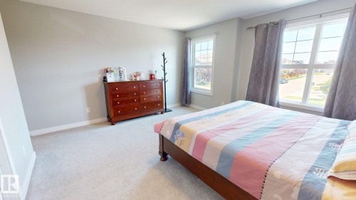 7304 Edgemont Way Nw, Edmonton, AB 