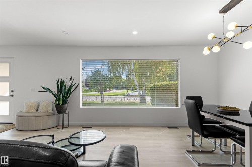 4704 106A Avenue Nw, Edmonton, AB 