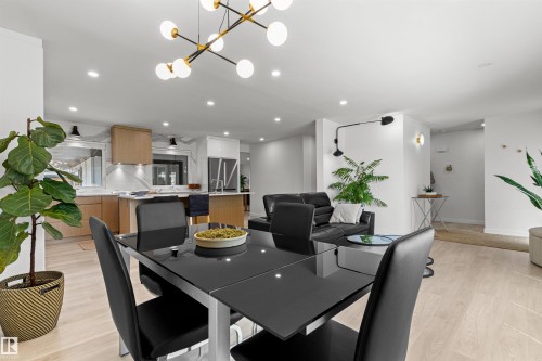 4704 106A Avenue Nw, Edmonton, AB 