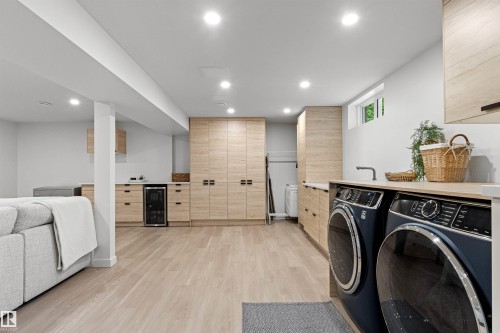 4704 106A Avenue Nw, Edmonton, AB 