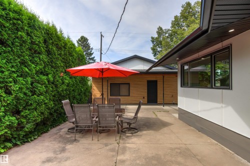 4704 106A Avenue Nw, Edmonton, AB 