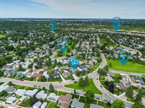 4704 106A Avenue Nw, Edmonton, AB 