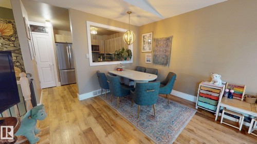 623 Willow Court Nw, Edmonton, AB 