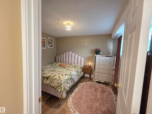 623 Willow Court Nw, Edmonton, AB 