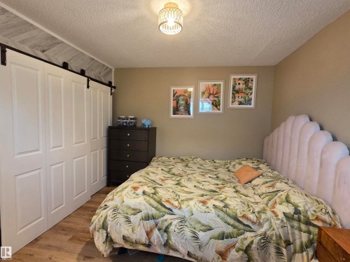 623 Willow Court Nw, Edmonton, AB 
