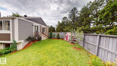 623 Willow Court Nw, Edmonton, AB 