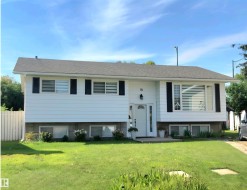 18 ROSEWOOD Place   Sherwood Park, AB T8A 2H3