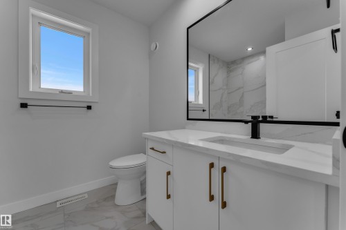 6804  173 Ave Nw, Edmonton, AB 