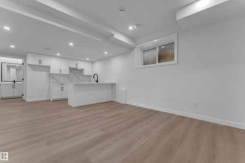 6804  173 Ave Nw, Edmonton, AB 