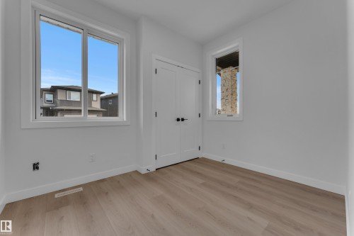 6804  173 Ave Nw, Edmonton, AB 
