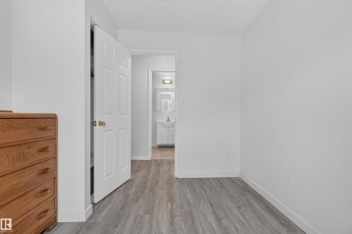 27 Kiniski Crescent Nw, Edmonton, AB 