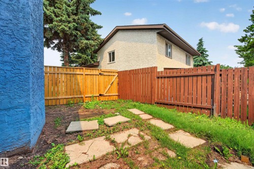 27 Kiniski Crescent Nw, Edmonton, AB 