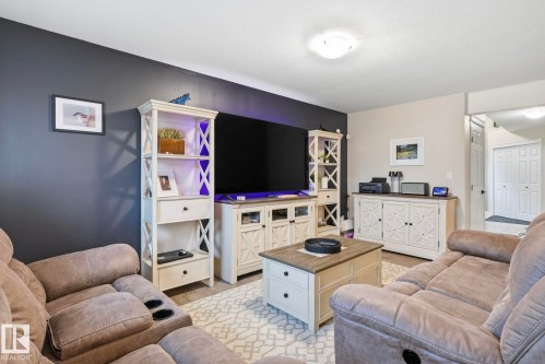 12825 207 Street Nw, Edmonton, AB 