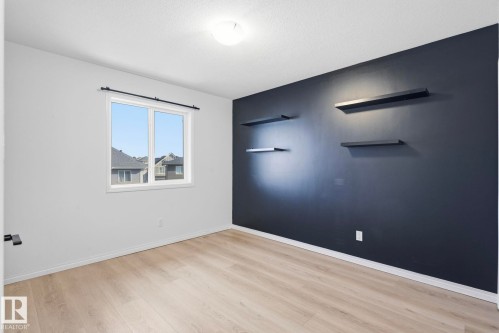 12825 207 Street Nw, Edmonton, AB 
