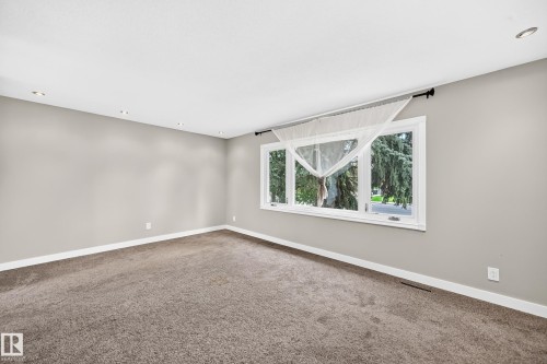 12730 90 Street Nw, Edmonton, AB 