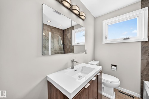 12730 90 Street Nw, Edmonton, AB 