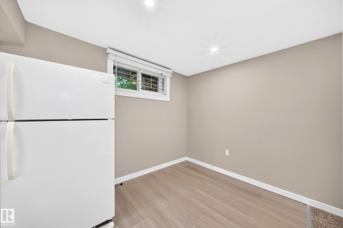12730 90 Street Nw, Edmonton, AB 