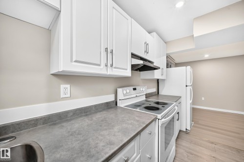 12730 90 Street Nw, Edmonton, AB 
