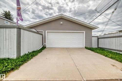 12730 90 Street Nw, Edmonton, AB 
