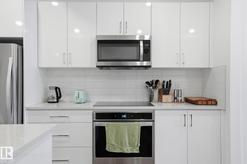 #311 11503 76 Av Nw, Edmonton, AB - Indoor Photo Showing Kitchen With Upgraded Kitchen