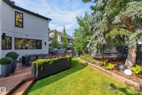 653 Whiston Wynd Nw, Edmonton, AB 