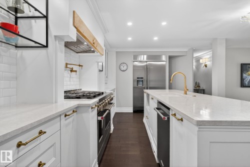 14808 45 Avenue Nw, Edmonton, AB 