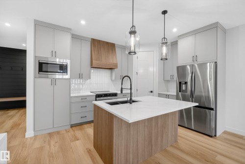 99 NEWBURY Circle   Sherwood Park, AB T8B 0E8