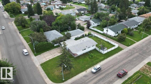 Neighborhood featuring residential streets and mature trees - 12919 135 Avenue Nw, Edmonton, AB 