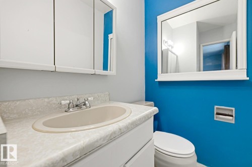 6 Lundy Park Road, Stony Plain, AB 