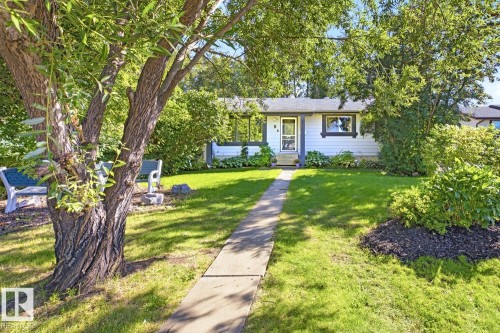 6 Lundy Park Road, Stony Plain, AB 