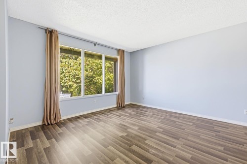 6 Lundy Park Road, Stony Plain, AB 