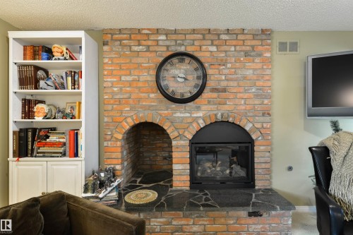 249 Wolf Willow Crescent Nw, Edmonton, AB 