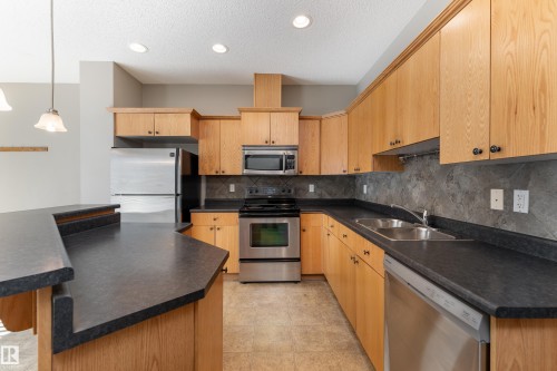 #72 13825 155 Av Nw, Edmonton, AB 