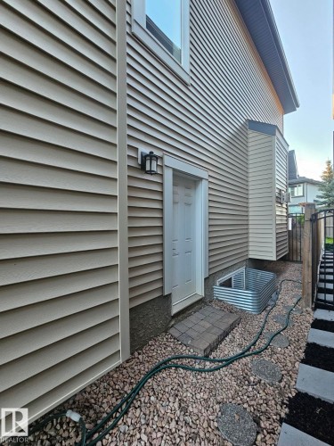 Separate SIDE Entrance to Basement - Edmonton, AB 