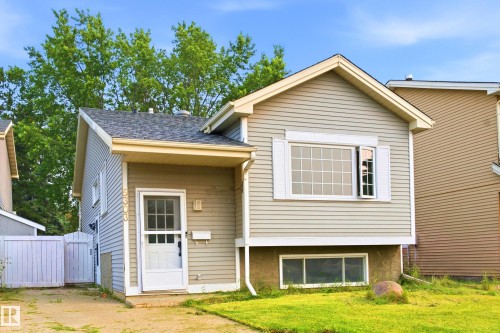 5303 21 Avenue Nw, Edmonton, AB - Outdoor