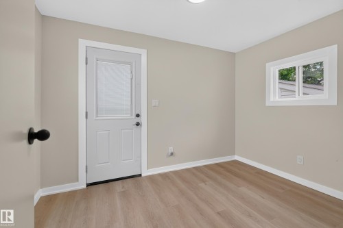 20 West View Bv Northwest, Edmonton, AB 