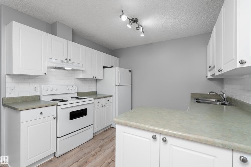 #13 12603 152 Av Nw, Edmonton, AB 