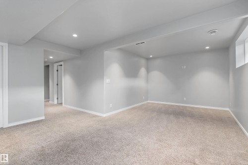 #13 12603 152 Av Nw, Edmonton, AB 