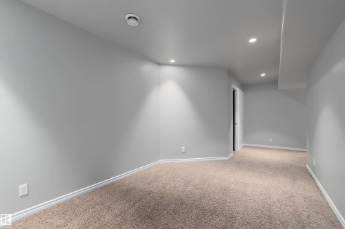 #13 12603 152 Av Nw, Edmonton, AB 