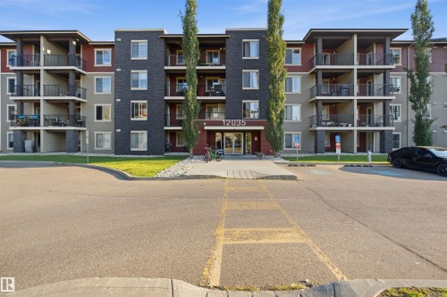 #212 12035 22 AV SW  Edmonton, AB T6W 2X9