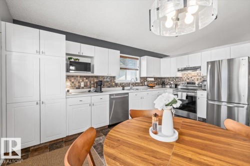 4004 53, Beaumont, AB 