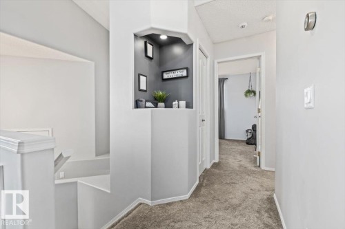 4004 53, Beaumont, AB 
