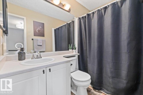 4004 53, Beaumont, AB 
