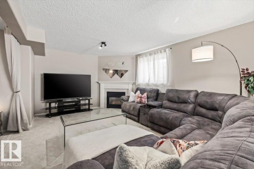 4004 53, Beaumont, AB 