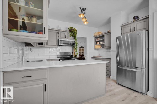 17107 80 Avenue Nw, Edmonton, AB 