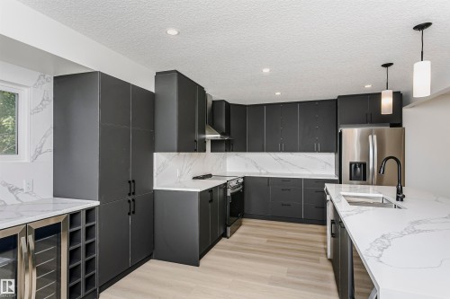 3412 108 Street Nw, Edmonton, AB 